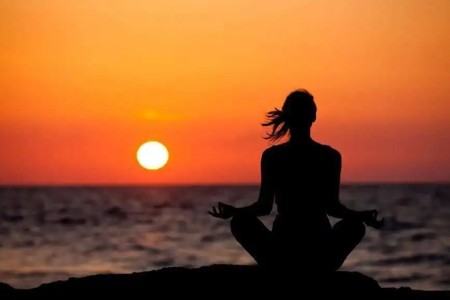 ब्रह्म मुहूर्ताच्या वेळी हे ४ काम करा, आणि चमत्कारीक फायदे मिळवा