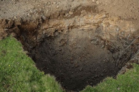 तीन मुलांना जिवंत गाडण्यासाठी खड्डा खोदत होता इरफान!