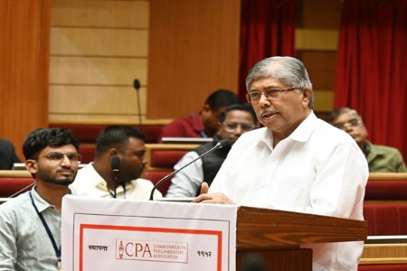 संसदीय लोकशाहीत पक्ष संघटनेचे योगदान महत्वाचे