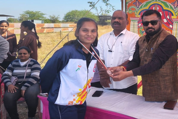 Swamini Manoj Shrivastav