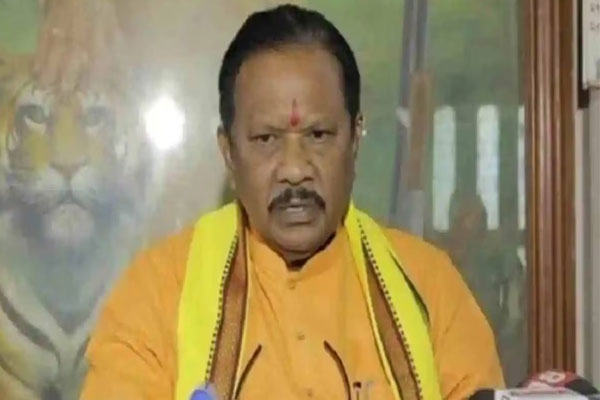 Chenna Medium Irrigation Project, Gadchiroli irrigation, Dharmaravbaba Atram, project approval, revised administrative sanction, water storage capacity, Mulchera taluka, Maharashtra irrigation projects, government expenditure, medium irrigation scheme, agriculture development, farmer benefits, forest diversion, technical advisory committee, irrigation department, project completion, 47-year pending project