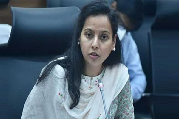 aditi tatkare vidhan bhavan aditi tatkare vidhan bhavan