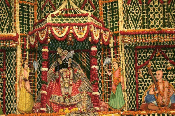 darshan-timings-banke-bihari-temple darshan-timings-banke-bihari-temple