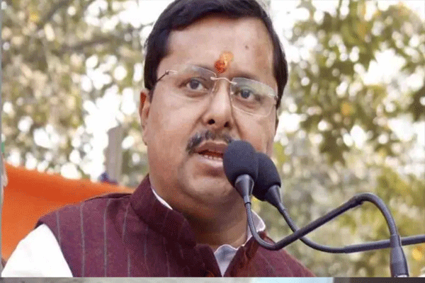 nitin-naveen-resigned nitin-naveen-resigned