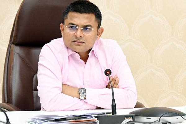 आशिष येरेकर 