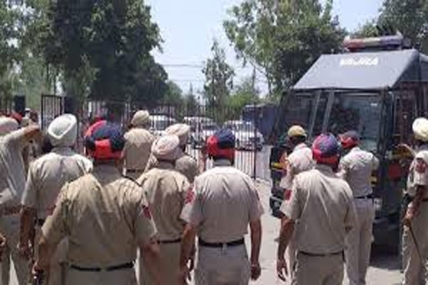 massive chaos in Ludhiana jail