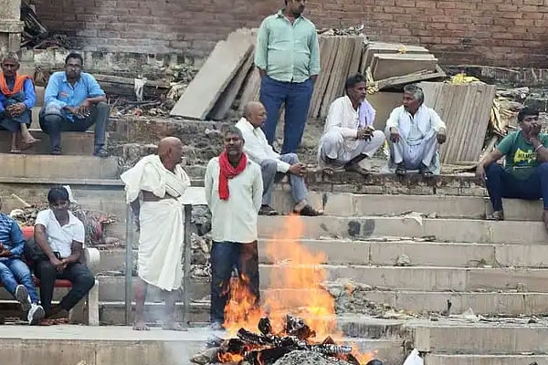  graveyard land shortage, village cremation issues, Nagpur district