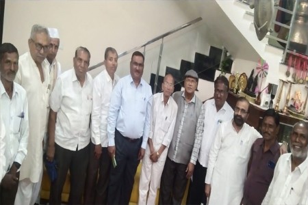 शेतकरी हिताचे ३ कृषी कायदे परत आणा