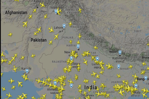 india-allows-pakistan-to-use-airspace