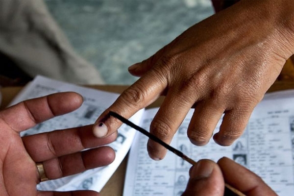 Controversy at Kopargaon polling station