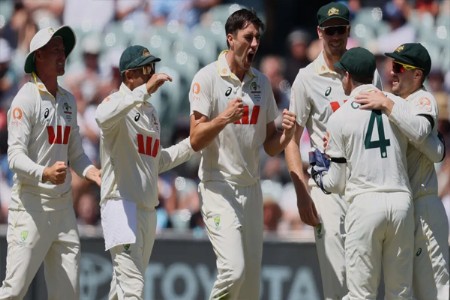 मुख्य प्रशिक्षकाची मोठी घोषणा...कर्णधार एशेजमधून बाहेर!