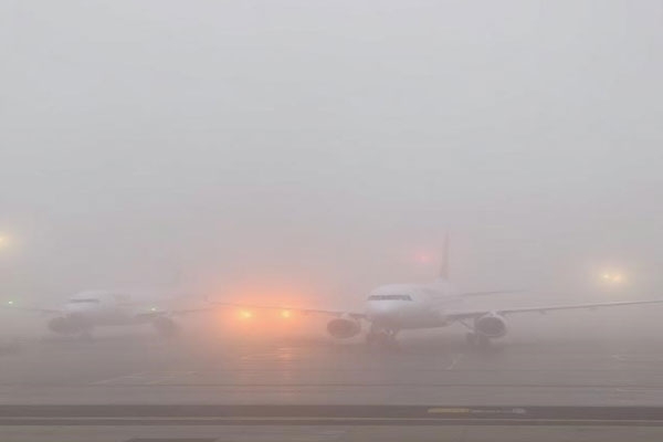 flights cancelled Delhi