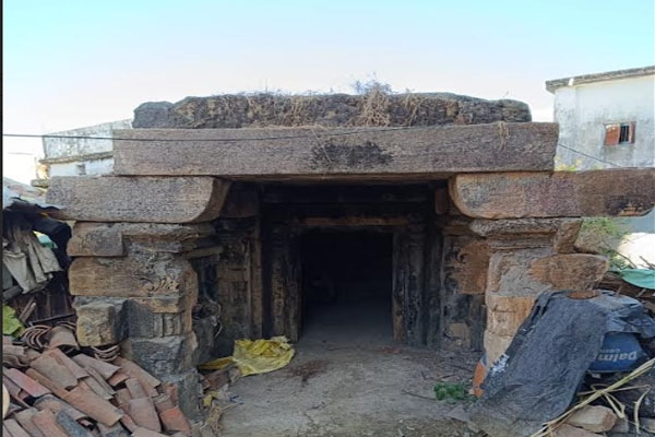 Kalachuri dynasty temple 