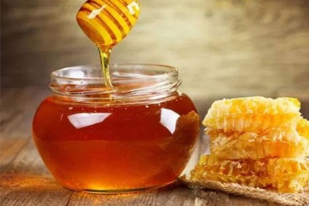 सिंदीविहीरी मधाचे गाव योजनेची प्रभावी अमंलबजावणी करा : जिल्हाधिकारी