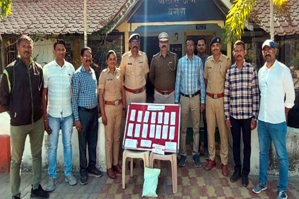 Varoda mobile phone theft