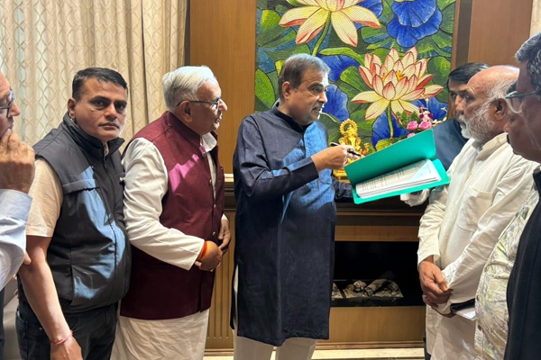 chandrapur pune train