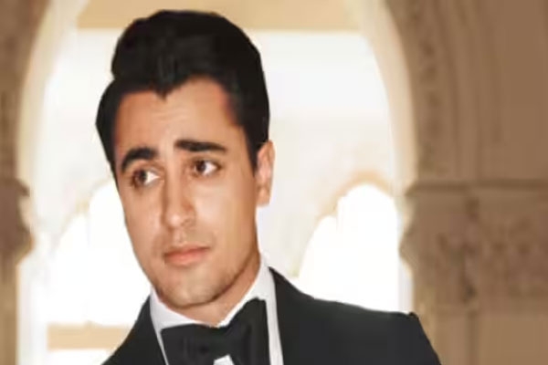 imran khan return, happy patel dangerous detective