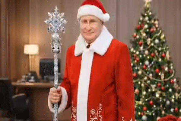 putin-becomes-santa-claus