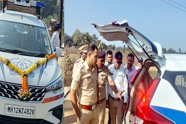 Gondia police, interceptor vehicle,