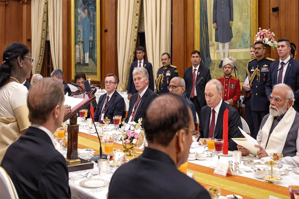 shashi-tharoor shashi-tharoor