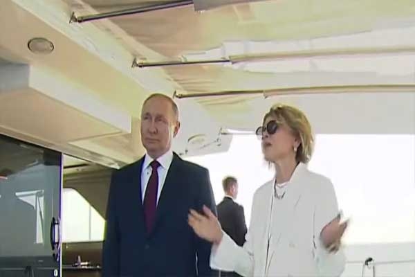 putin-viral-video putin-viral-video