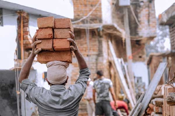 -laborers-from-pilibhit-stranded-in-kyrgyzstan -laborers-from-pilibhit-stranded-in-kyrgyzstan