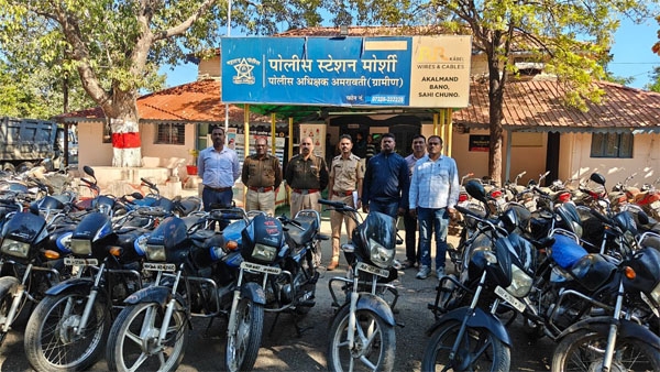 morshi-bike thief-police