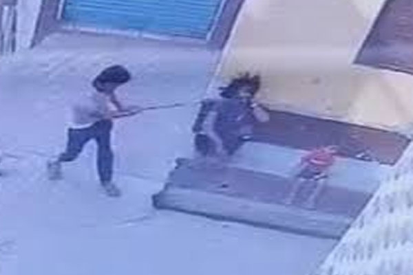 Sarfaraz attacked with an axe