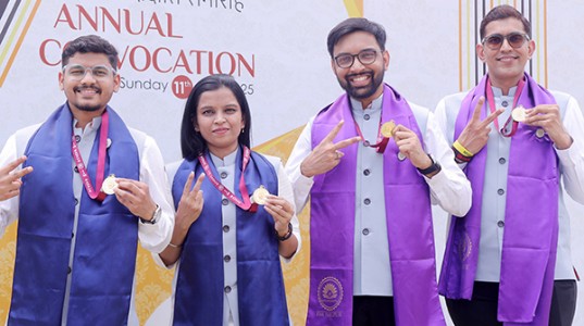 आयआयएमचा दीक्षांत समारंभ उत्साहात