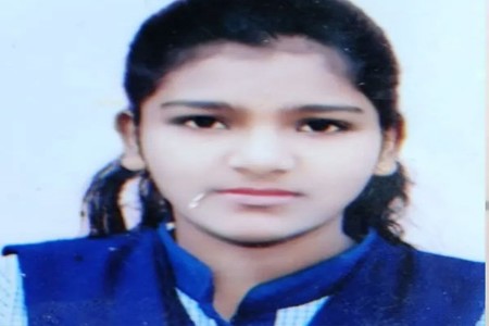दहावीत ७३% गुण मिळवल्यानंतरही रोशनीची आत्महत्या