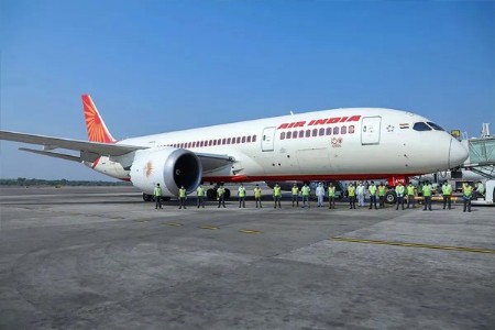 टाटा ग्रुपनंतर एअर इंडियानेही जाहीर केली भरपाई!