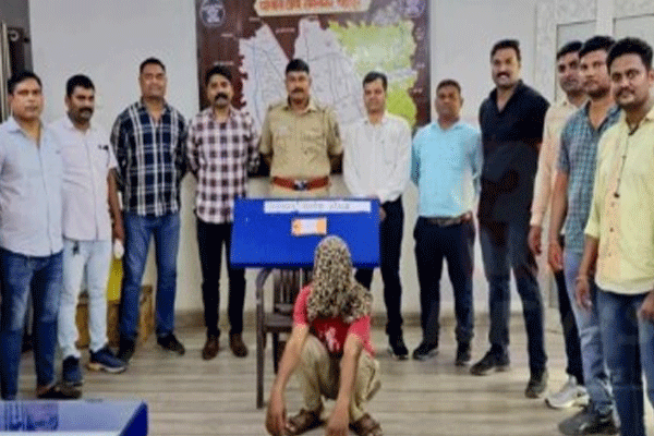 परप्रांतीयाच्या खिशातून 50 हजार हिसकावले