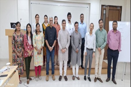 ‘अर्थशास्त्र व नीतीशास्त्र’वर शिक्षक प्रशिक्षण