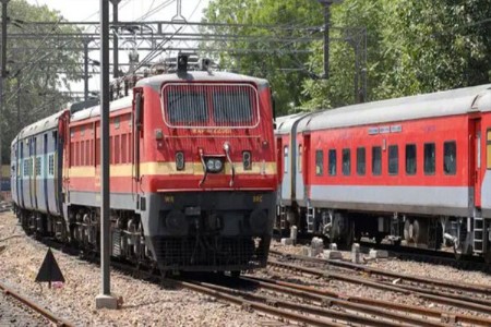 आता कन्फर्म होईल तिकीट, रेल्वेने वेटलिस्टवर लावली २५% ची मर्यादा