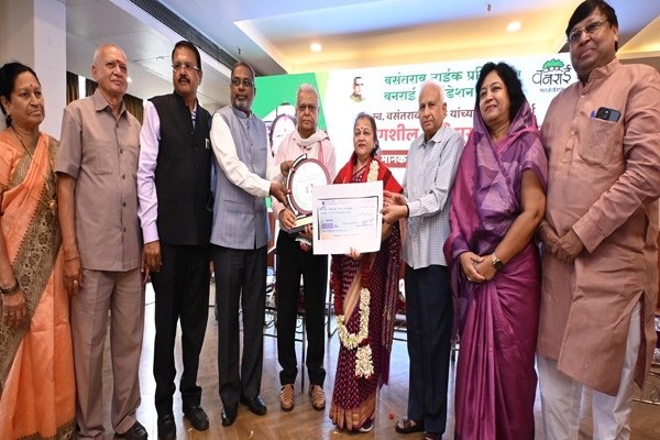KANCHAN-GADKARI-PURASKAR