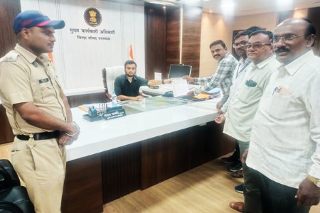 आरोग्य कर्मचाऱ्यांच्या समस्या सीईओंच्या कोर्टात