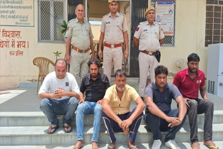 तरुणाने नाव न सांगितल्यामुळे बँक मॅनेजरने केली हत्या!