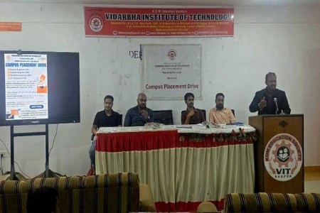 विदर्भ इन्स्टिट्यूट ऑफ टेक्नॉलॉजीत कॅम्पस भर्ती