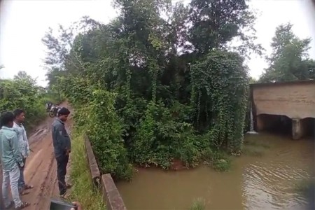 २० दिवसांपासून बेपत्ता असलेली विद्यार्थिनी मिळाली, पण... 