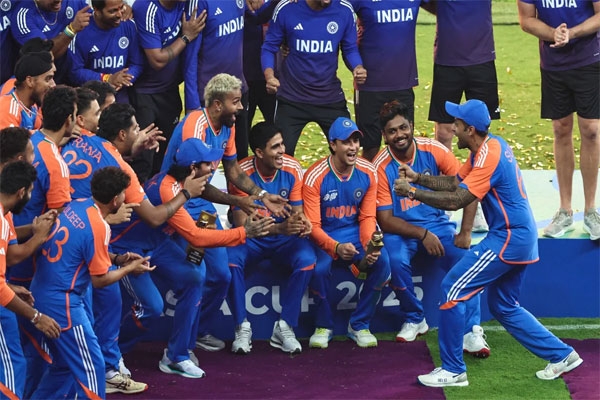 team-india-celebration-without-trophy
