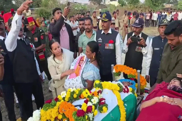 satara-army-jawan-last-rites