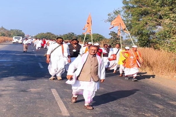 karanja, Agashe kaka palakhi