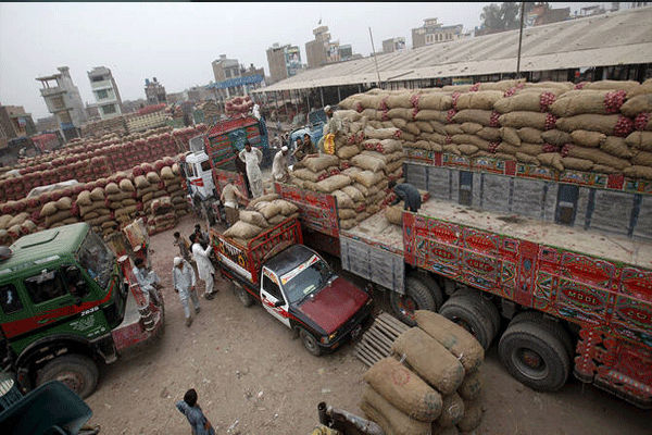 india-suspend-trade-with-afghanistan