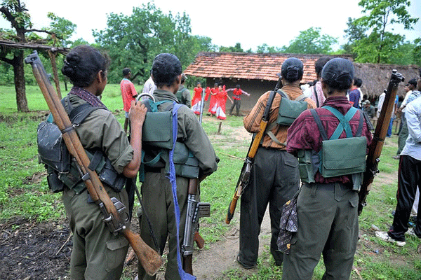 52-naxalites-surrender-in-bijapur