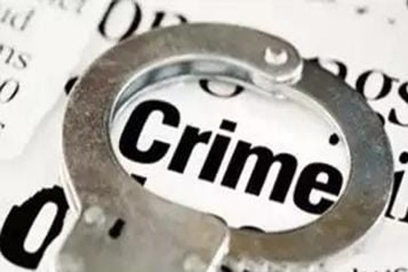 ‘तू इथे चांगला पैसा कमावतोस, या भागात धंदा करायचा असेल तर...'