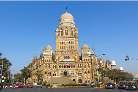 सभागृहात अनुभवी महापौर; उद्धवसेना विरुद्ध भाजपा!