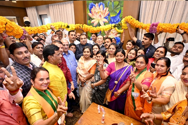 आमदार खोपडे 