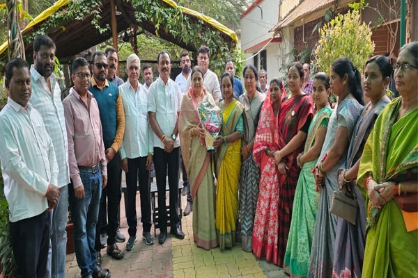 Shalini Thakre, Caranja Municipal Council, BJP group leader,