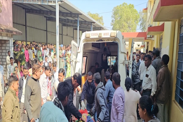 jeep fell into a ditch