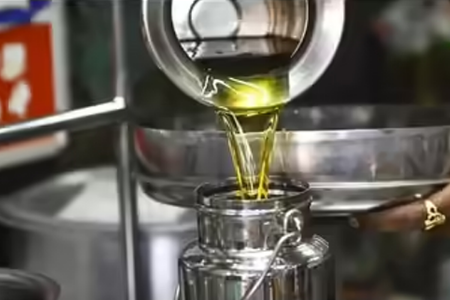 अर्थसंकल्पाआधीच खाद्यतेल दरवाढीने घरगुती बजेट ढासळले